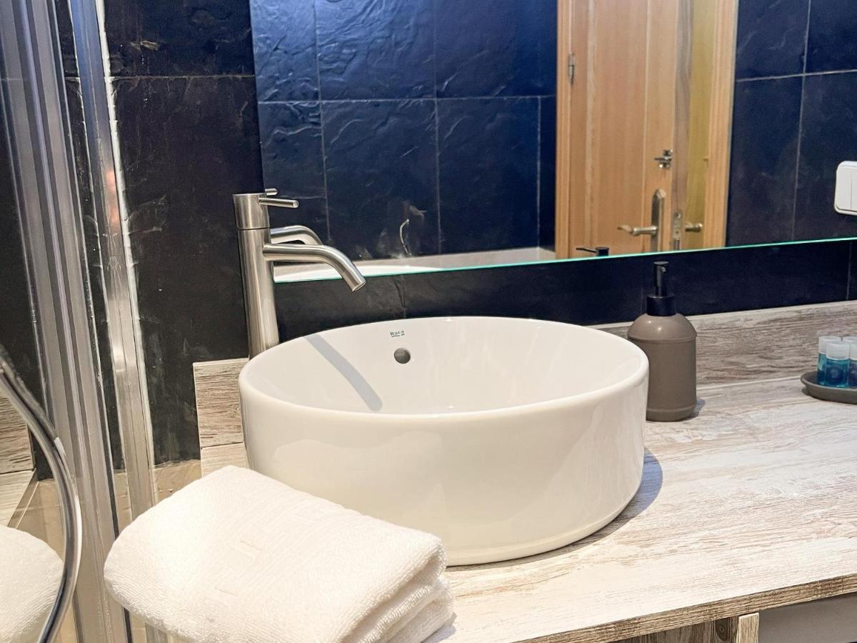 La Ronda De Segovia Apartment มาดริด ภายนอก รูปภาพ